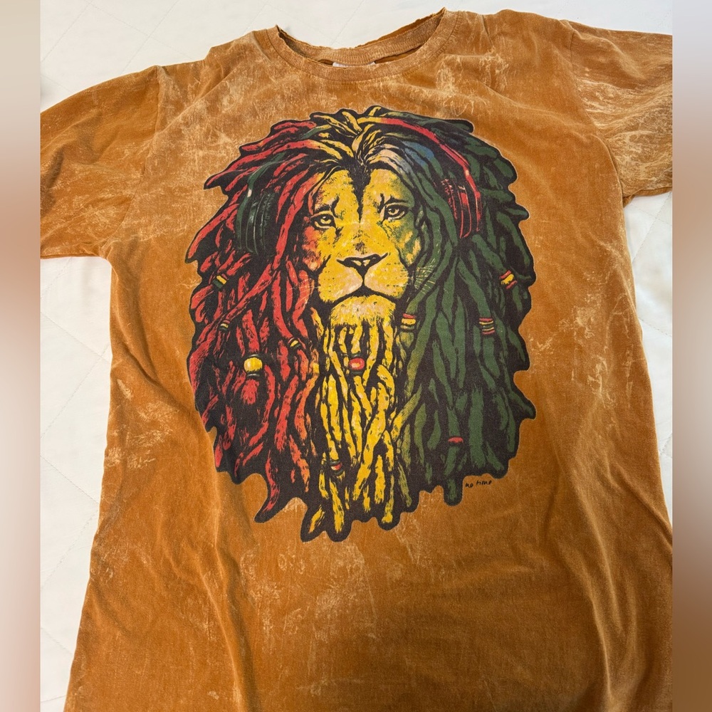 Reggae Lion T-shirt Size L